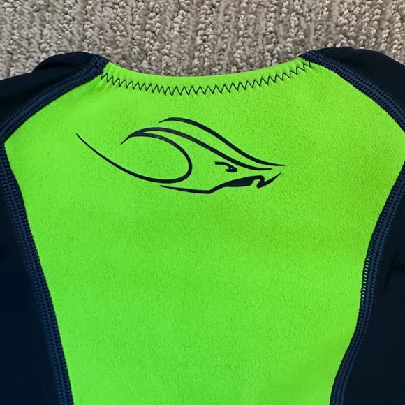 Aqua Sphere Toddler size 2 wetsuit / one piece rashguard - new without tags - Picture 10 of 12